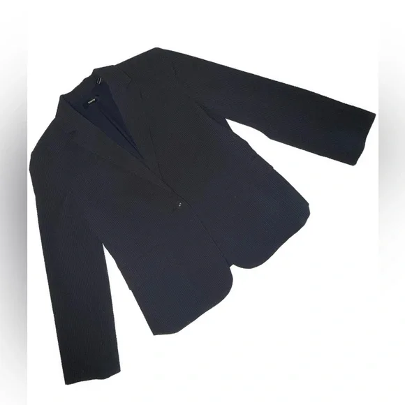 Theory Navy Blue Shrunk Blazer – Size 4 - Picture 3 of 10